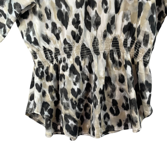 Chicos Satin Top Animal Print Drop Waist Tunic Oversized Chicos Size 0 - Picture 8 of 12